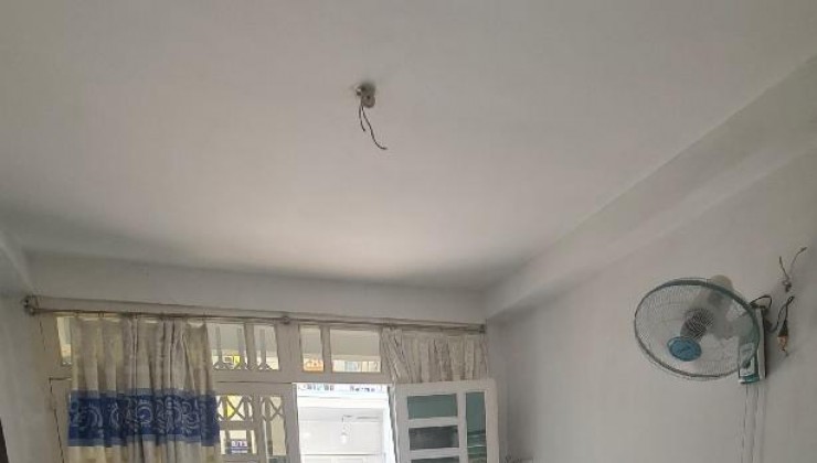 Bán nhà đường Dương Bá Cung, Phường An Lạc A, Bình Tân.
Diện tích: 24 x 2 tầng x (3 x 8).
Giá: 2.7 tỷ thương lượng.