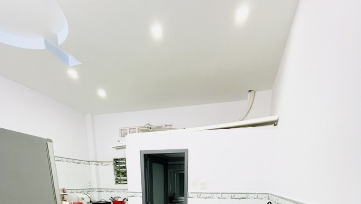 Bán nhà riêng 67m2 Phạm Hửu Lầu Phú Mỹ quận 7 3pn 2 tầng chỉ 4,5 tỷ