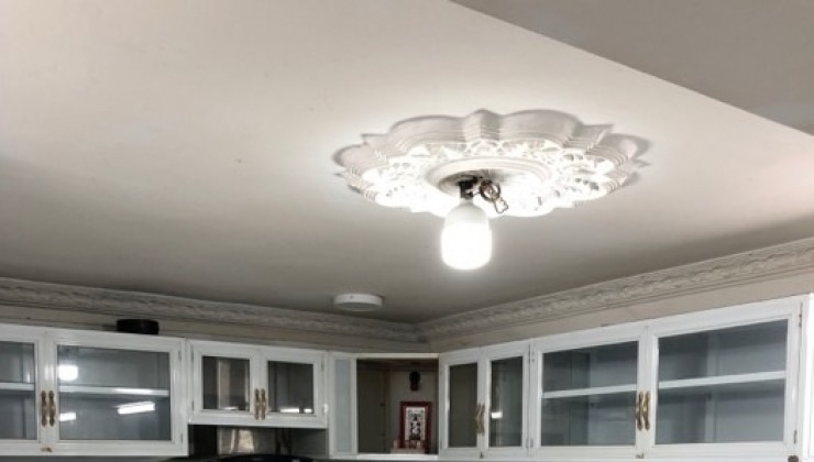 Bán Nhà Nguyễn Quý Yêm, P. An Lạc. Bình Tân.DT 67.3m2 x 4 tầng (4 x 17.2).
Giá 5.75 tỷ TL.