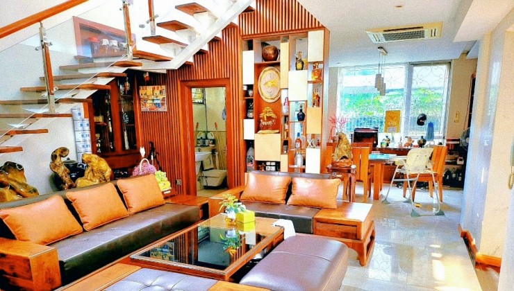Biệt Thự Siêu Đẹp, Phố Kim Giang 170m x 4T x Mt 10.5m, Giá 26 Tỷ.