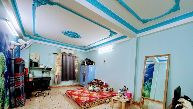 VIP TÂN PHÚ, CẠNH ĐẦM SEN - 4x19 - 5 TẦNG - ĐƯỜNG 12M - 9 TỶ tém