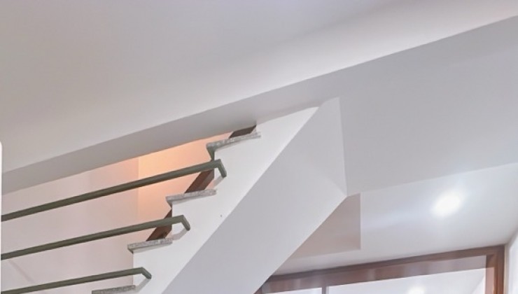 NHÀ ĐẸP NGANG 3.2 x 8 - 3 tấm - 4 phòng Ngũ 

chỉ 2 tỷ Đoàn Văn Bơ Q4
