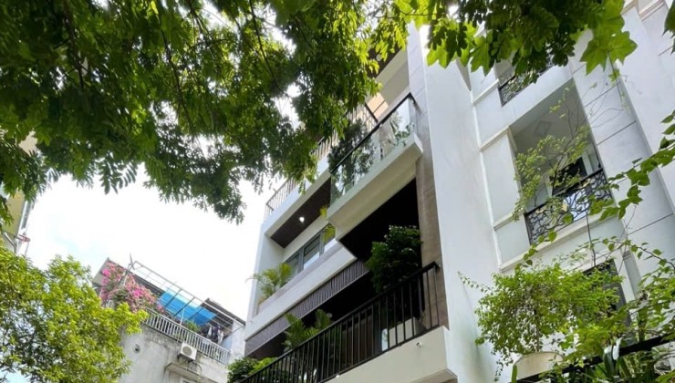Ngọc Thụy 80M 4T 5MT
GIÁ 16.9 tỷ Long Biên 
NHÀ ĐẸP Ở SƯỚNG - Ô TÔ TRÁNH - THANG MÁY - NỘI THẤT ĐẸP FULL 90%