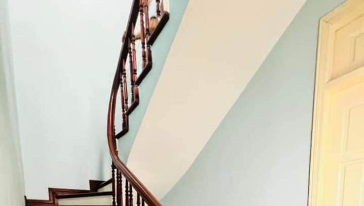 7 CHỖ VÀO NHÀ, NGÕ 60 PHÚ ĐÔ - TỪ LIÊM 
DT: 48M2 x 4T, MT: 4M, 9,6 TỶ