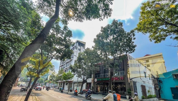 cho Thue MT lớn, gần Hai Bà Trưng
 120 BIS NGUYỄN ĐÌNH CHIỂU, ĐAKAO, QUẬN 1