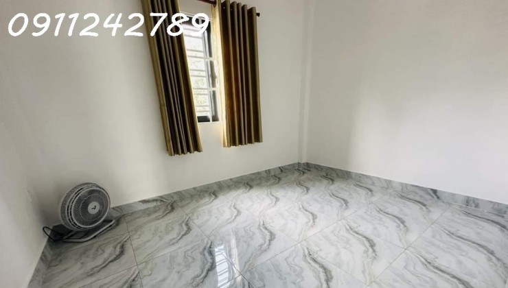 XEM NHÀ NGAY HÔM NAY!!! CĂN NHÀ 65M2 MỚI CỨNG CHỈ HƠN 4 TỶ
 CƠ HỘI ĐẦU TƯ GIÁ HỜI CHƯA TỪNG CÓ! NGAY NGÃ BA MỸ THÀNH Q9