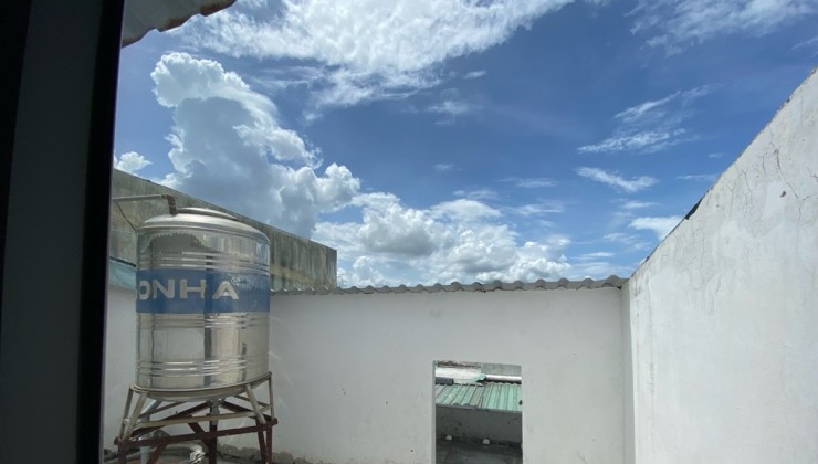 Nhà Bán Phạm hữu lầu , Phường Phước Kiểng Quận 7 
Chủ thiện chí , Nhà mới , vị trí thuận tiện trung tâm