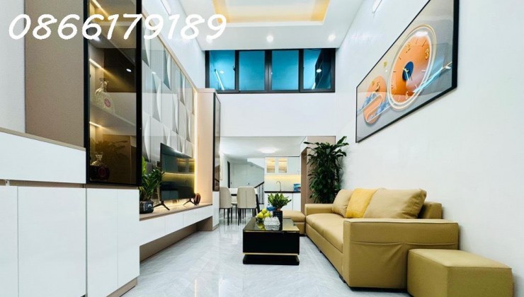 Bán nhà Trương Định ngay ngã tư Minh Khai 
Trung tâm quận Hai Bà Trung