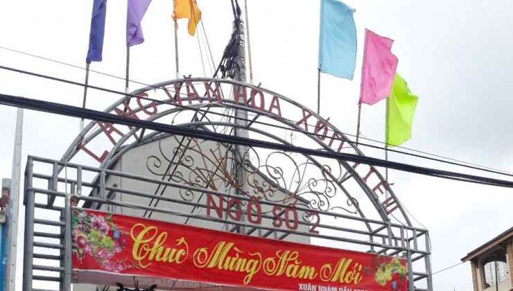 ô đất duy nhất sót lại đầu đại yên - chương mỹ ô tô vào chỉ 1,x tỷ VỢT NHANH TRONG HÔM NAY 
- gần trường chương mỹ A , Sát ngay TT CHÚC SƠN - ô tô