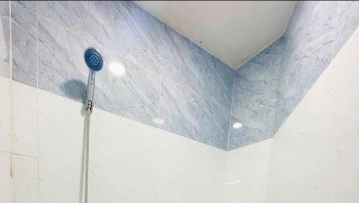 Hẻm 3 m 
Ngang 3,5 x 6 m 
Đúc bê tông Trệt lầu 
HƠN 1,3 TỶ xx