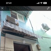 NHÀ RẺ Q4 HẺM HOÀNG DIỆU 
DTSD 21M2 CÓ 1 TỶ SỔ HỒNG