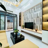 Bán nhà Trương Định ngay ngã tư Minh Khai 
Trung tâm quận Hai Bà Trung