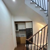 Bán nhà Đội Cấn, 40m2, 2 mặt thoáng, 6.3 tỷ