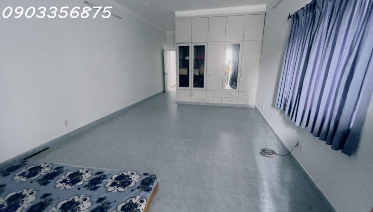 * Nhỉnh 11TỶ,Hàng Hiếm MTKD Sầm Uất Ngay Quận 5,4Tấm ST
30m,Đã Hoàn Công