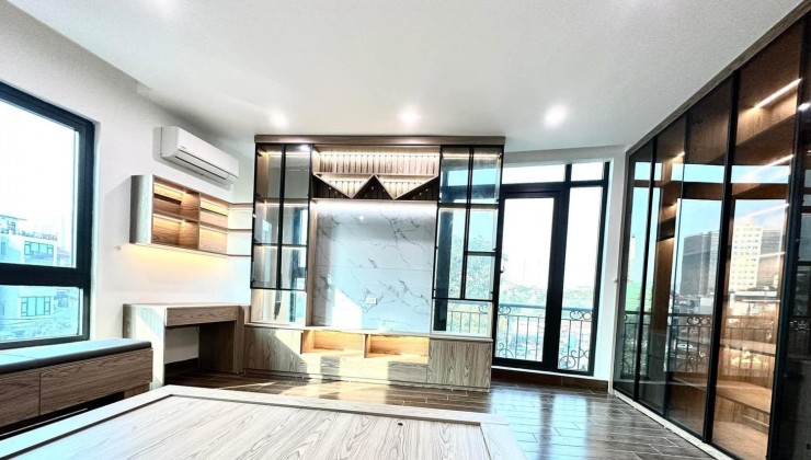 Lô Góc Mặt Phố Trần Xuân Soạn Mặt Tiền 3.7M 30M2 5 Tầng Hoàn Công 28 Tỷ