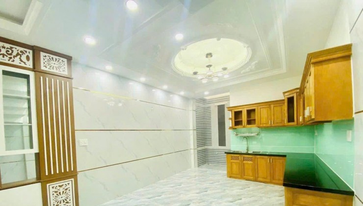Bán nhà 4 tầng 4x20m giá 6,49 tỷ Đường 6m Huỳnh Thị Hai.LH0919781159
