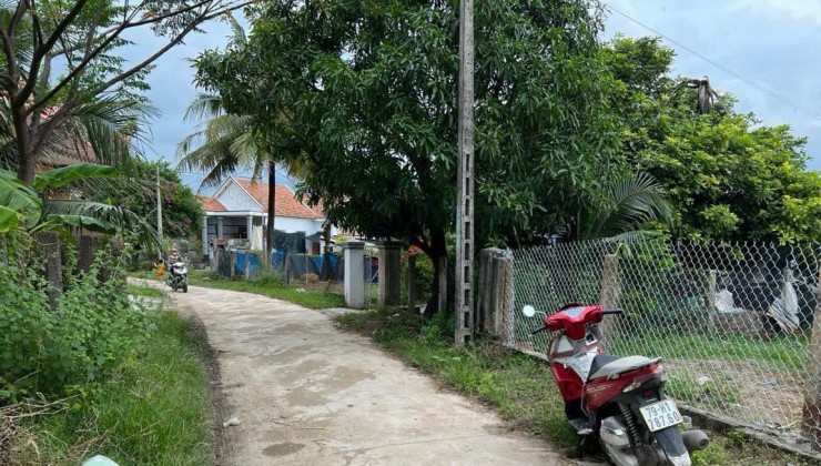 Nhà 2 tầng mới toanh xã Vĩnh Thạnh, tp Nha Trang. 
