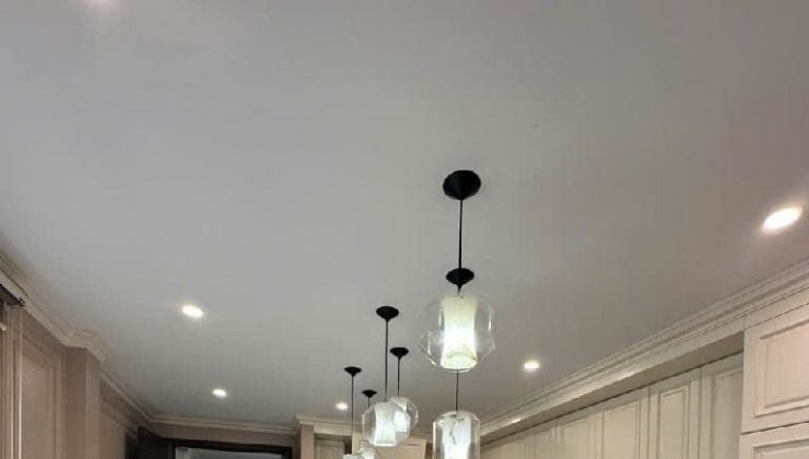 bán nhà mặt phố Cổ Linh, 84m x 7 tầng, thang máy, vỉa hè 7m, kinh doanh đa ngành