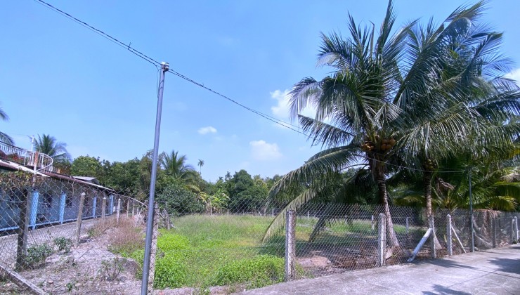 bán đất An Sơn 32 Thành Phố Thuận An, Bình Dương 
Diện tích ngang 15m x dài 32m = 500m² (100m² thổ cư).