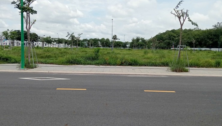 Bán Đất Hòa Lợi 14-6  Bến Đồn Hòa Lợi  Bến Cát Bình Dương Diện tích : 5x18 = 90 m2 Thổ cư 100% 
Gần khu công nghiệp Vsip2 , Vsip2 mở rrộn, Đồng An