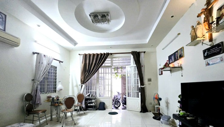 Hiếm có, Xe hơi Ngủ Trong , 84m2, Ngang khủng 6m, Giá chỉ 7ty nhỉnh.