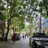 Cần bán nhanh  nhà ngõ 12 Đào Tấn 40m, 4 tầng giá 9,5 tỷ ( thương lượng )