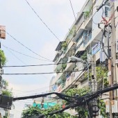 Sát mặt tiền Q4 có 30 m 
hẻm ngang 3,5m 

Nhà Ngang 3,1x 9,5 m 
Đúc, 4 tấm hơn 4 tỷ