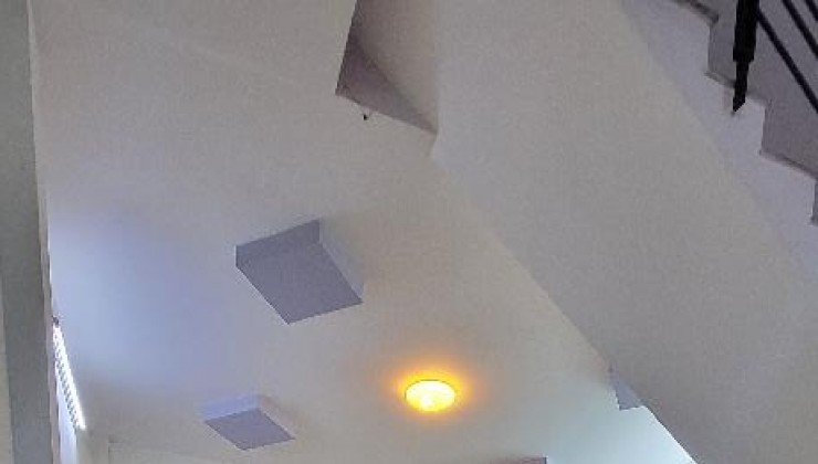 Bán Nhà Nguyễn Hới, Phường An Lạc, Bình Tân. DT 80m2 x 3 tầng (5 x 16).
Giá 6.45 tỷ TL.