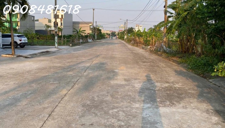 BÁN LÔ ĐẤT MẶT ĐƯỜNG TUỆ TĨNH KÉO DÀI
- DIỆN TÍCH 95M2, MẶT TIỀN 5m
giá 3,x tỷ
