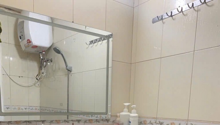 NHÀ ĐẸP NHỎ XINH - Ô TÔ ĐỖ.
Ngọc Thuỵ 37m chỉ hơn 2Tỷ ( tl)