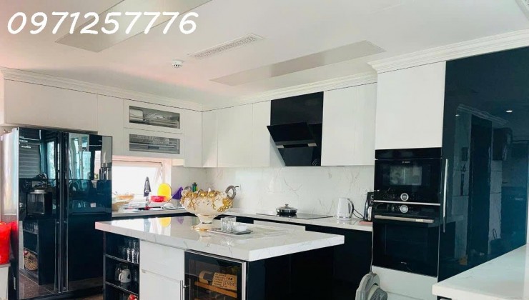 ‼️BÁN GẤP NHÀ‼️

TRUNG HOÀ-CẦU GIẤY
-dt:70m2-mt5.2m-5 tầng
-lô góc kinh doanh- văn phòng
-tiện ích ngậm tràn 
CAM KÊT NHÀ THẬT, ẢNH THẬT 