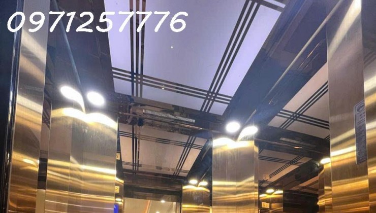BÁN GẤP NHÀ
-TRUNG TÂM- CẦU GIẤY-NHÀ MỚI -Dt:42m2-mt:4,5m- 6 tầng- thang máy 
- Lô góc hiếm - kinh doanh - văn phòng