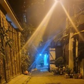 Bán Nhà Nguyễn Hới, Phường An Lạc, Bình Tân. DT 80m2 x 3 tầng (5 x 16).
Giá 6.45 tỷ TL.