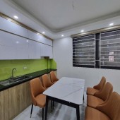 Bán nhà phố Phan Đình Giót, La Khê, Hà Đông, 37m2, 4 tầng, Giá 5,85 Tỷ, 30m ra Ô Tô đỗ.