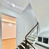MẶT NGÕ LÔ GÓC - NHÀ ĐẸP - GẦN PHỐ - KHƯƠNG ĐÌNH
DIỆN TÍCH 36M2- 5 TẦNG- MT 5M- NGÕ KINH DOANH