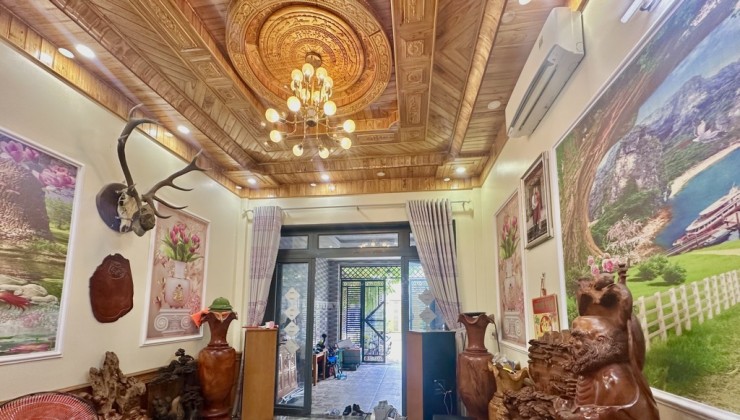 Bán Nhà 92m² , Tăng Nhơn Phú A - Chỉ 4 Tỷ hem xe hơi,  sổ riêng hoàn công đủ
full tiện ích
