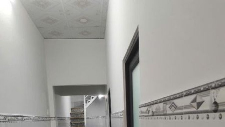 Lê Văn Lương - Nhơn Đức - Nhà Bè - Nhà mới đẹp cấp 4 + gác lững - 3PN - 2wc
- Diện tích: 99m2 [5,4 × 18,5m]-  sổ hồng riêng hoàn công đủ -  giá :