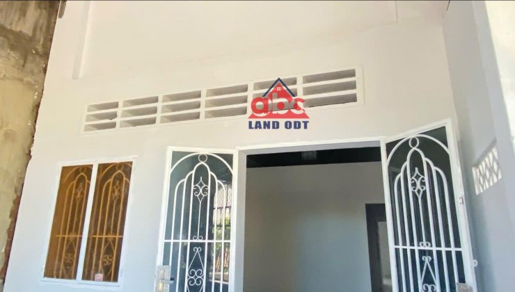 Np994
 BÁN NHÀ CẤP 4 GẦN NGAY UBND BẦU HÀM .TRẢNG BOM .ĐỒNG NAI