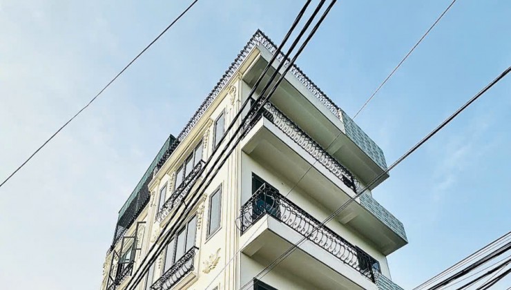 Tìm đâu 1 căn nhà đẹp hơn 
2 mặt tiền rộng rãi căn góc 5 tầng xây mới ô tô đỗ cửa ngõ to thoáng KV PHÚ LƯƠNG
