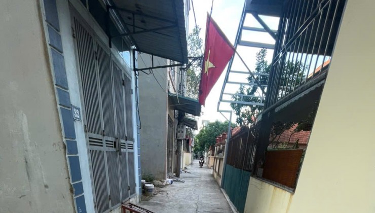đất phú lương trinh lương 43,7m2 sổ vuông như bánh trưng
kv đông dân cư đầy đủ tiện ích dân sinh