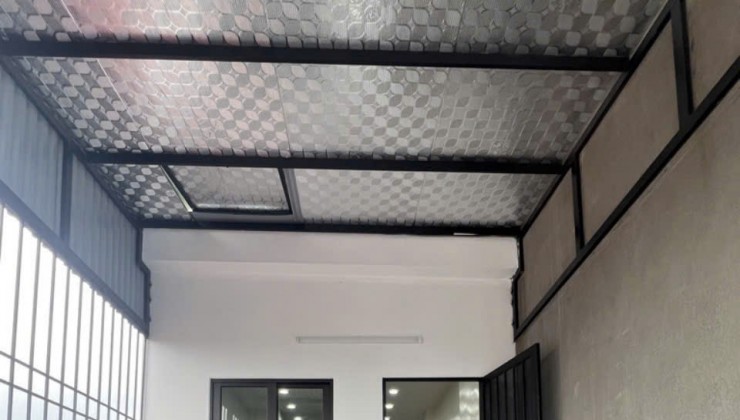 CHỦ NHÀ CẦN BÁN GÁP NHÀ NGUYỄN VĂN CỪ LONG BIÊN. 50M, MẶT TIÈN 4M, 6 TẦNG, NGÕ 3M. GIÁ NHỈNH 9 TỶ
NHÀ HIẾM, VÀI BƯỚC RA PHỐ , THANG MÁY , CHỦ XÂY