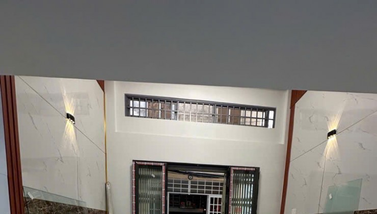 NGANG 4,3 NỞ TÀI LỘC 4.5 DÀI 7.5
3 TẤM CÓ TỶ HƠN