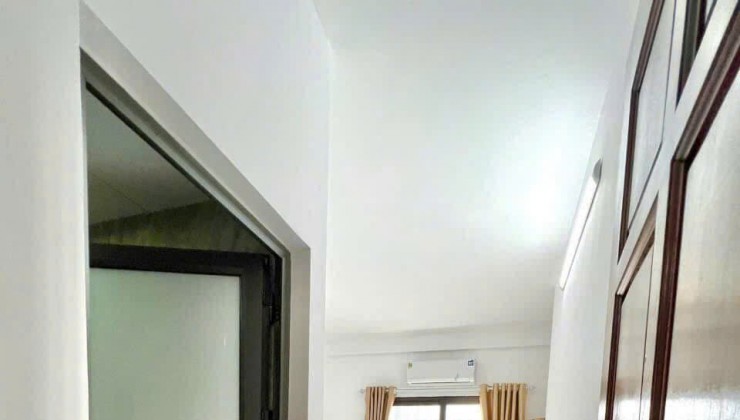 Cho Thuê Phòng Văn Quán Chỉ Hơn 3tr Full Nội Thất Cơ Bản. 
LH: 0975660338