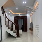 BÁN NHÀ LA KHÊ- HÀ ĐÔNG ,SÁT Ô TÔ, LÔ GÓC 3 THOÁNG 
BÁN NHÀ DÒNG TIỀN CAO 
4 tầng 4 ngủ, giá 3 xxx có thương lượng
Liên hệ: 0944432018 xem nhà