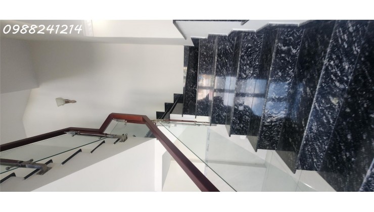 (Hot quá hot)
Chỉ 5 tỷ xx, mặt tiền kinh doanh nhà lầu 3 tầng 85m2 tại Nguyễn Thị Khắp, Tân Đông Hiệp, TP Dĩ An, Bình Dương