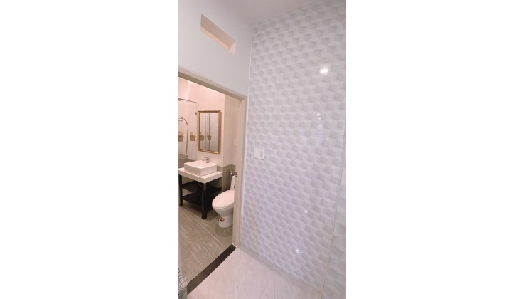 BÁN NHÀ HXH GIÁP QUẬN 1 VÀI BƯỚC CHÂN - NHÀ MỚI XÂY SIÊU ĐẸP SIÊU HOT - 4 TẦNG - 8.2TỶ