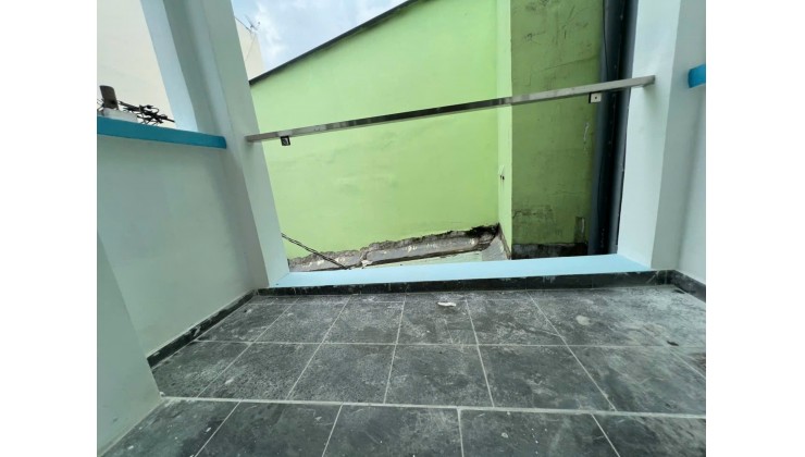 MẶT TIỀN ĐƯỜNG SỐ GIAO VĨNH HỘI 

TÂN VĨNH Q4 

NGANG 6.2 DÀI 8.1 CÓ 5 TỶ