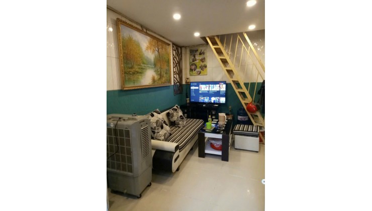 MẶT TIỀN ĐƯỜNG SỐ GIAO VĨNH HỘI 

TÂN VĨNH Q4 

NGANG 6.2 DÀI 8.1 CÓ 5 TỶ