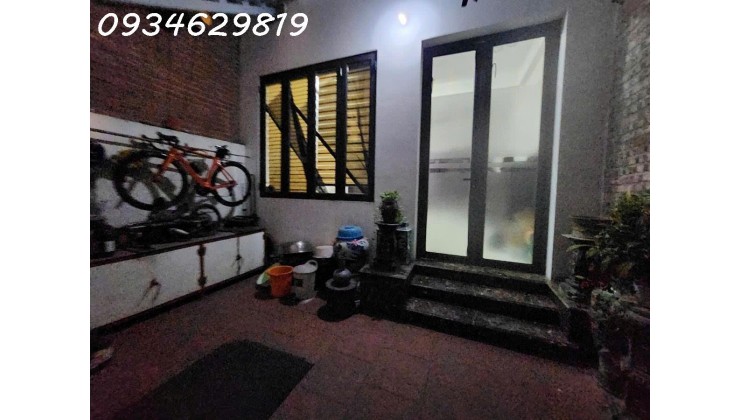 BÁN SIÊU PHẨM MẶT PHỐ KINH DOANH  QUANG TRUNG, HÀ ĐÔNG
Vỉa hè rộng 10M  - Diện tích 139m², mt 5m - Giá 41.7 tỷ