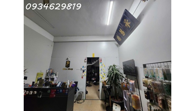 BÁN SIÊU PHẨM MẶT PHỐ KINH DOANH  QUANG TRUNG, HÀ ĐÔNG
Vỉa hè rộng 10M  - Diện tích 139m², mt 5m - Giá 41.7 tỷ